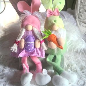 Easter Gnomes Shelf Sitters Set